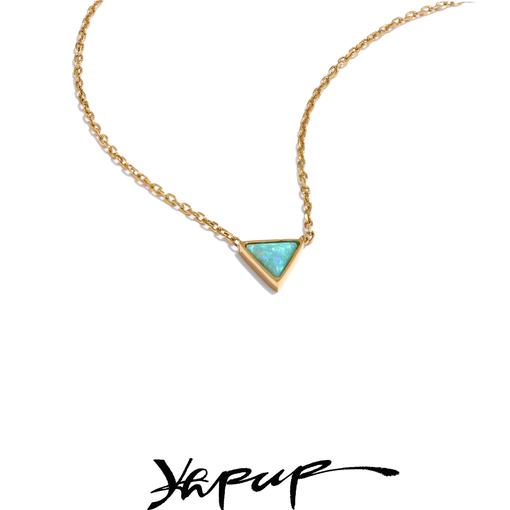Body Jewelry Australia - Yhpup-ステンレススチールトライアングルペンダントネックレス、天然オーストラリアオパールストーン、小さなシックなネックジュエリー、お勧めのギフト、絶妙