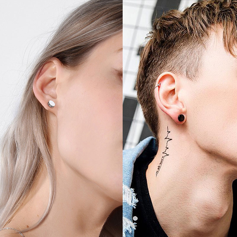 男性と女性のためのステンレス鋼のイヤリングのセット,ピアスの - Body Jewelry Ear Plugs のレビューと価格