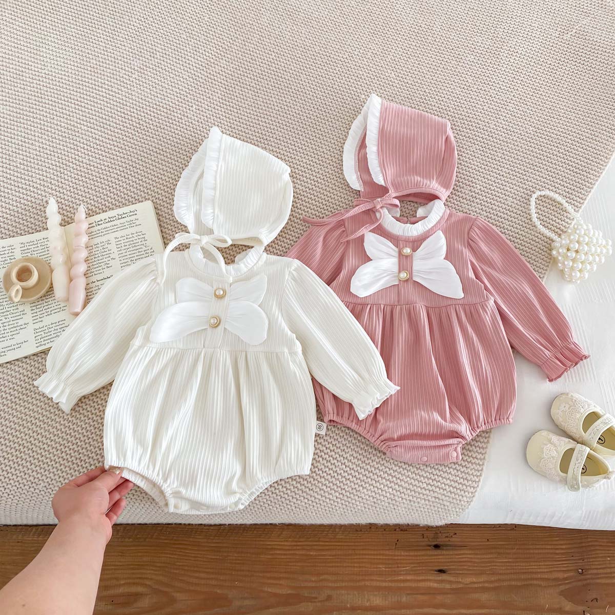 秋のベビーロンパース帽子ビッグリボン立ち襟長袖幼児女の子ボデ - Body Jewelry Plus のレビューと価格